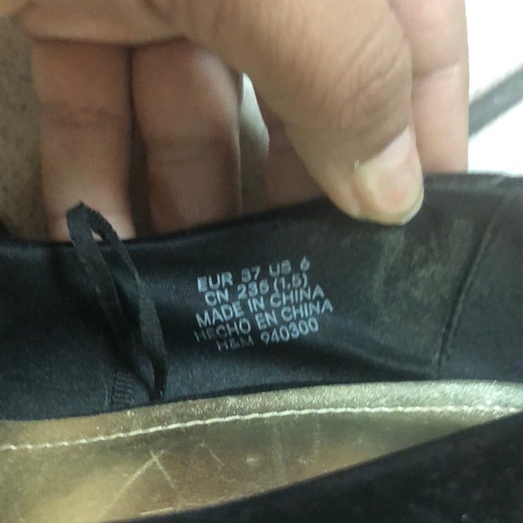 Heels - Picture 5 of 6